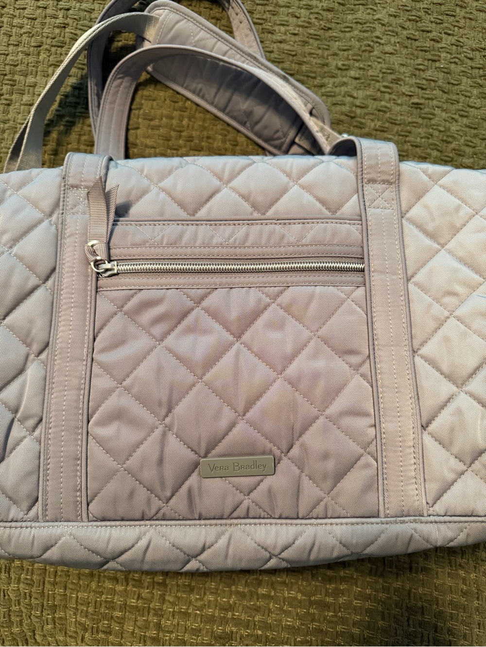 Vera Bradley Duffle Bag. Great condition